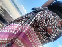 Load image into Gallery viewer, Sarong - ‘Moving Forward' design