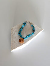 Load image into Gallery viewer, Quandong crystal bracelet (blue)
