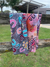 Load image into Gallery viewer, Towels for Weenthunga Health Network
