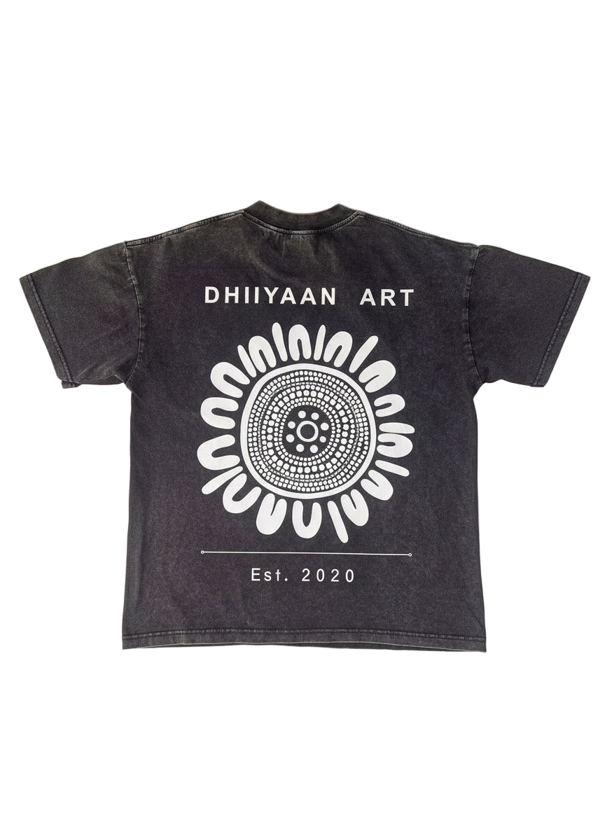 Oversized Dhiiyaan Art shirt